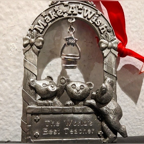 Things Remembered Make A Wish Teddy Bear Ornament 1999 The World's Best Teacher - Picture 1 of 7